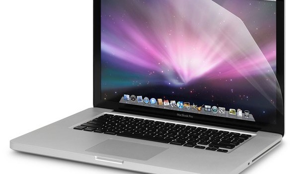 Apple lancia il MacBook Pro 17 “,MacBook Pro con processore Intel Core Duo a 2