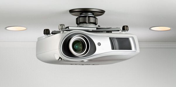 Nuovo supporto WM3-PJT-INT da Omnimount
