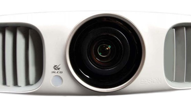 Rivoluzione in salotto con il videoproiettore Epson HD 3D wireless