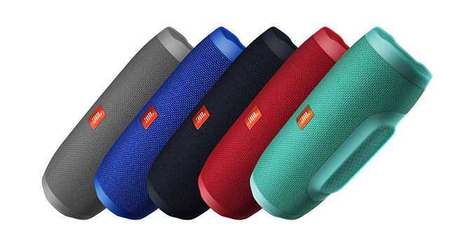 Impermeabili e resistenti a tutto i JBL Clip 2 e Charge 3