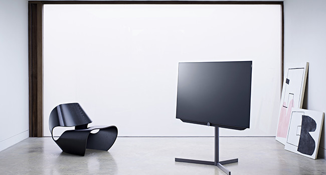 bild 7: è ora di OLED per Loewe