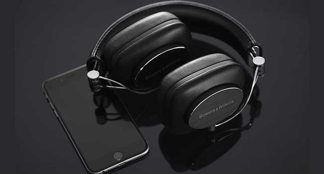 Hi-end da indossare, ora senza cavi: sono le B&W P7 Wireless