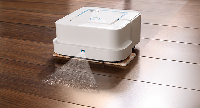 Pavimenti puliti e lavati con Braava jet