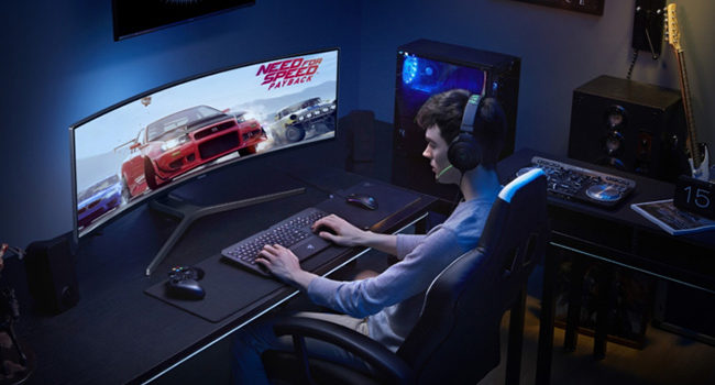 Nuova esperienza di gioco con i primi monitor Samsung HDR QLED