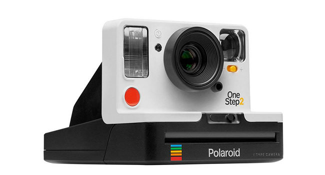 Polaroid rinasce dopo 80 anni con il brand Polaroid Originals