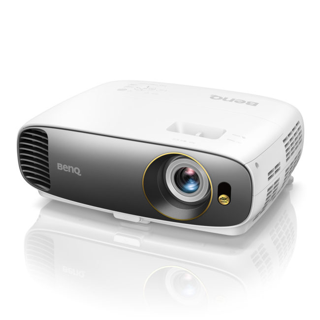 videoproiettore BenQ W1700 recensione
