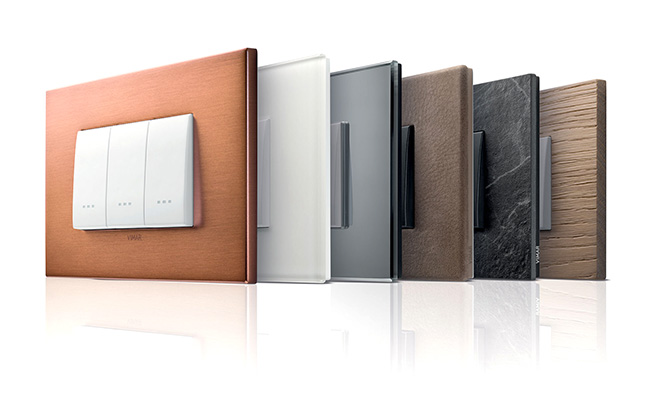 Eikon Exé family