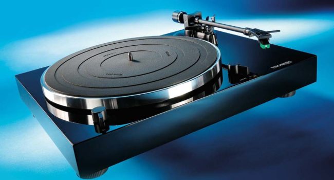 THORENS TD202