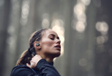 Musica a prova d’estate, Bang & Olufsen annuncia Beoplay E8 Sport