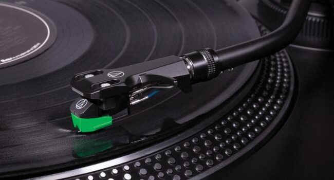 Giradischi AT-LP120XBTUSB, amplia l’ascolto con la connettività Bluetooth