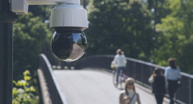 Axis Communications presenta la Telecamera PTZ ad alta velocità