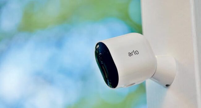 SEMPRE PIÙ PROTETTI, CON ARLO