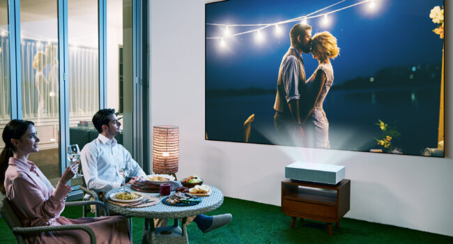 NUOVI PROIETTORI LG CINEBEAM 2022
