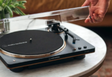 Audio-Technica, nuovo giradischi AT-LP70XBT