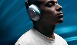 Leo, le prime cuffie over-ear di Loewe